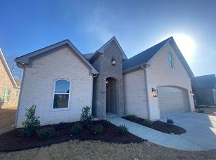 1525 Sawtooth Dr, Benton, AR 72019