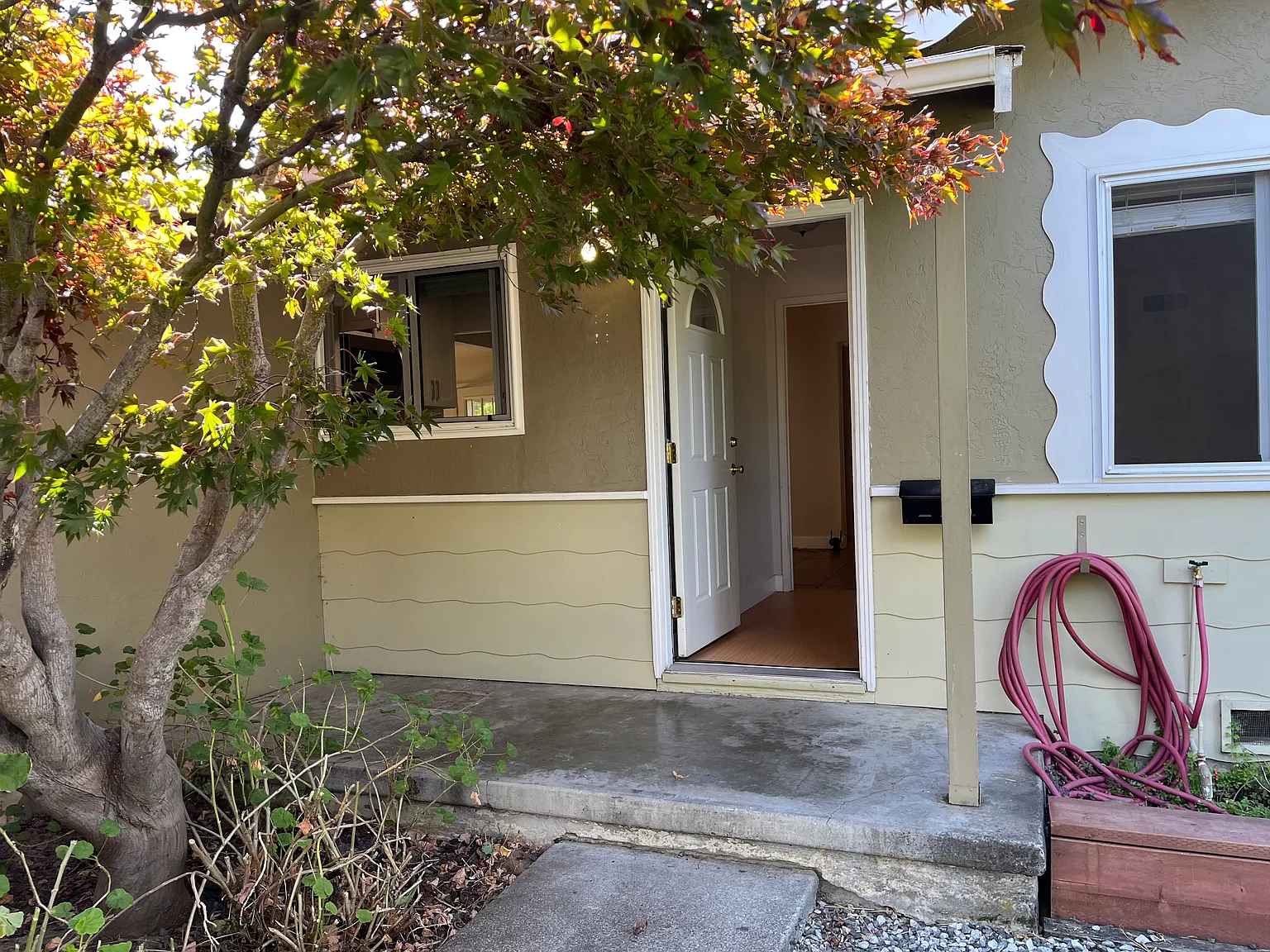 3 bed, 1365 sqft, $3,800 — Photo 3