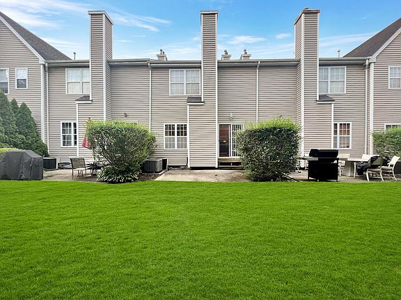 5th image of 38 Paddington Cir #38