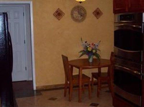 5th image of 4312 Donnybrook Way