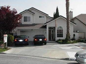 1st image of 304 Pennyhill Dr