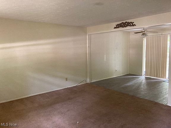 5th image of 1281 Rosewood Dr NE