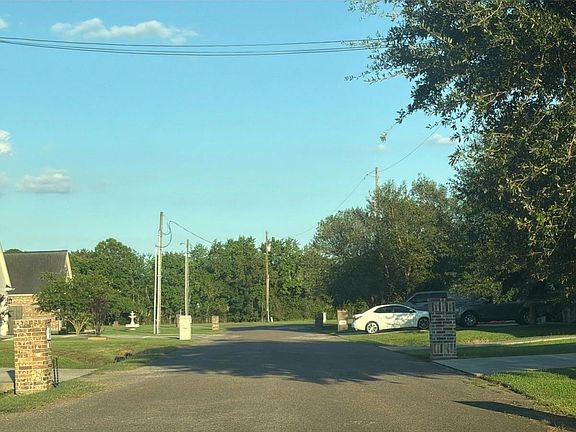 5th image of 710 Joshua Cir