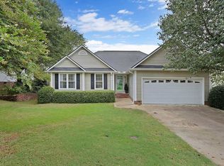 8 Feltner Ln, Fountain Inn, SC 29644