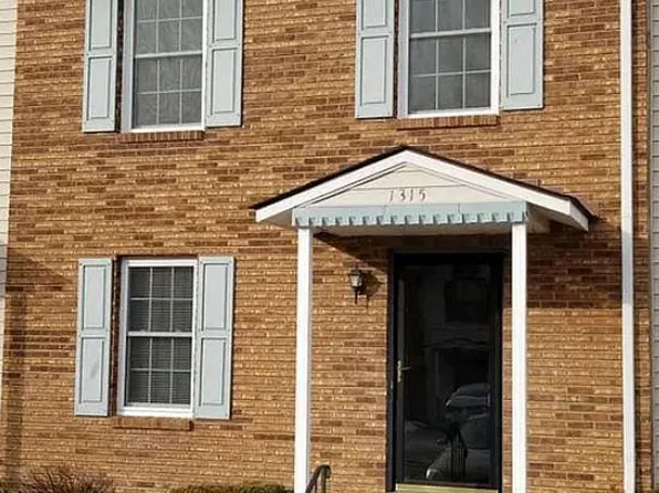 1315 Sunny Terrace Dr #C, Ofallon, MO 63366