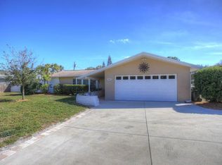 1882 8th Ave SW, Largo, FL 33770