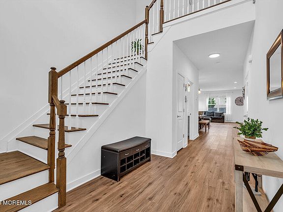4th image of 623 Buermann Avenue