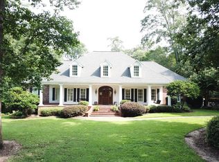 16 Huckabee Ln, Laurel, MS 39443