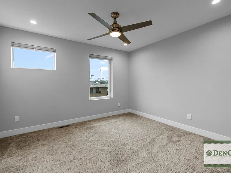 1317 Wolff St — Photo 14