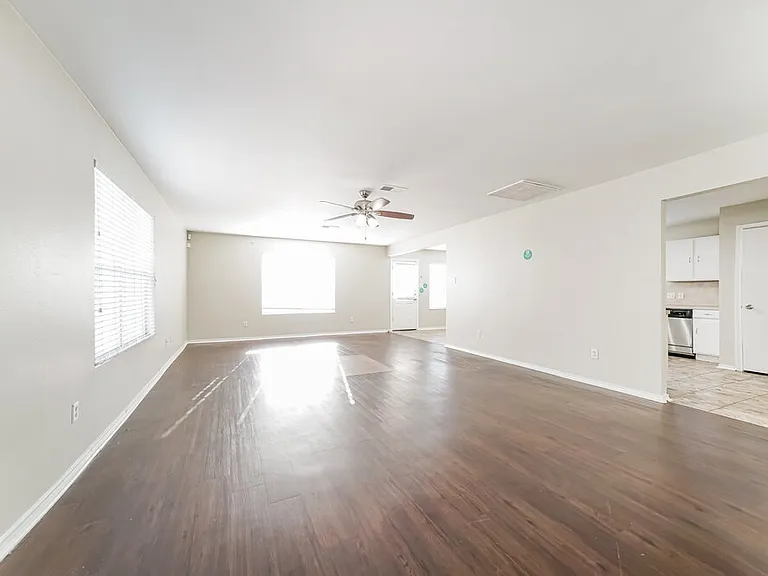 19723 Shores Edge Dr — Photo 5
