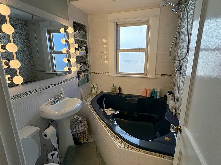 54 Orvis Rd — Photo 3