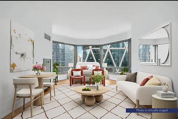 Rented by Keller Williams NYC | media 8