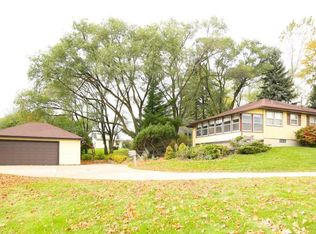 N96W14737 County Line Rd, Menomonee Falls, WI 53051