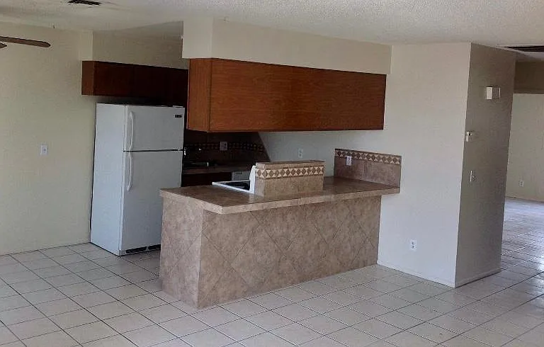 2720 El Dorado Ave N #1 — Photo 4