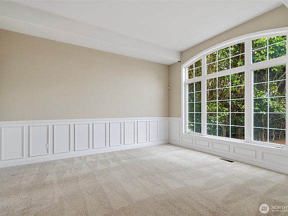 3rd image of 23151 NE 15th Court