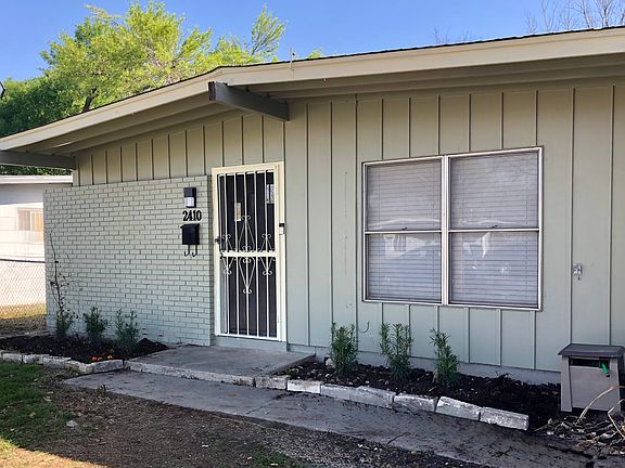 2nd image of 2410 Clara Ln