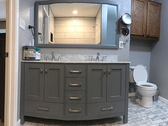 3rd image of 709 Covent Garden Pl