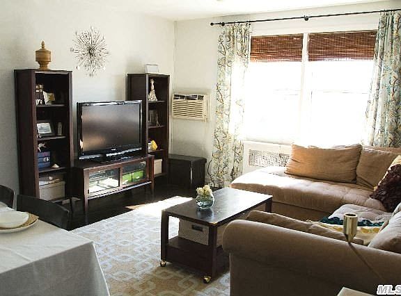 5th image of 7104 252nd St #2