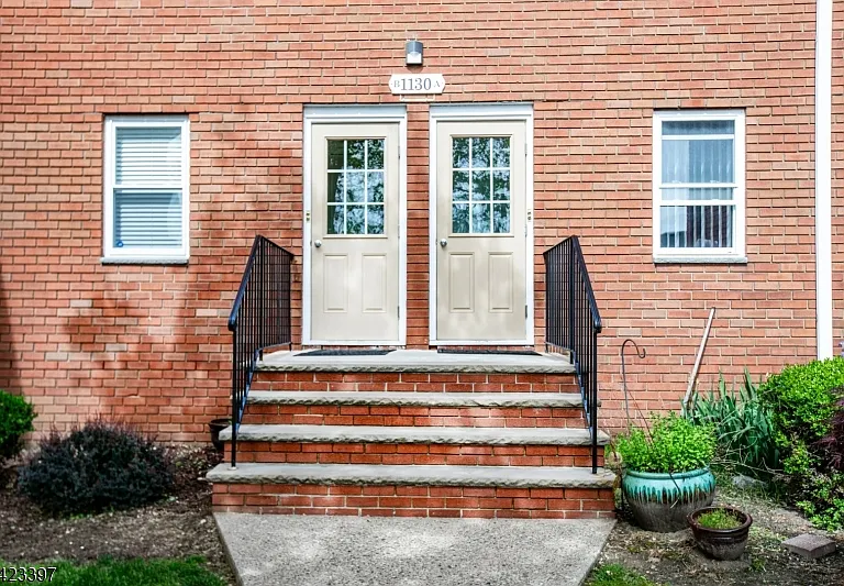 1130 Valley Rd #2B — Photo 34