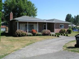 214 Cleveland St, Sumas, WA 98295