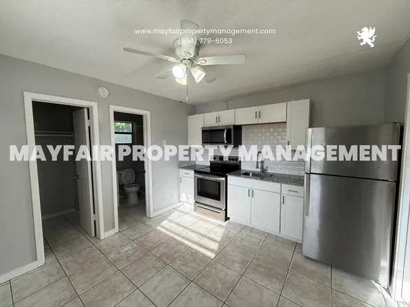 121 NW 32nd Ave #12B, Fort Lauderdale, FL 33311