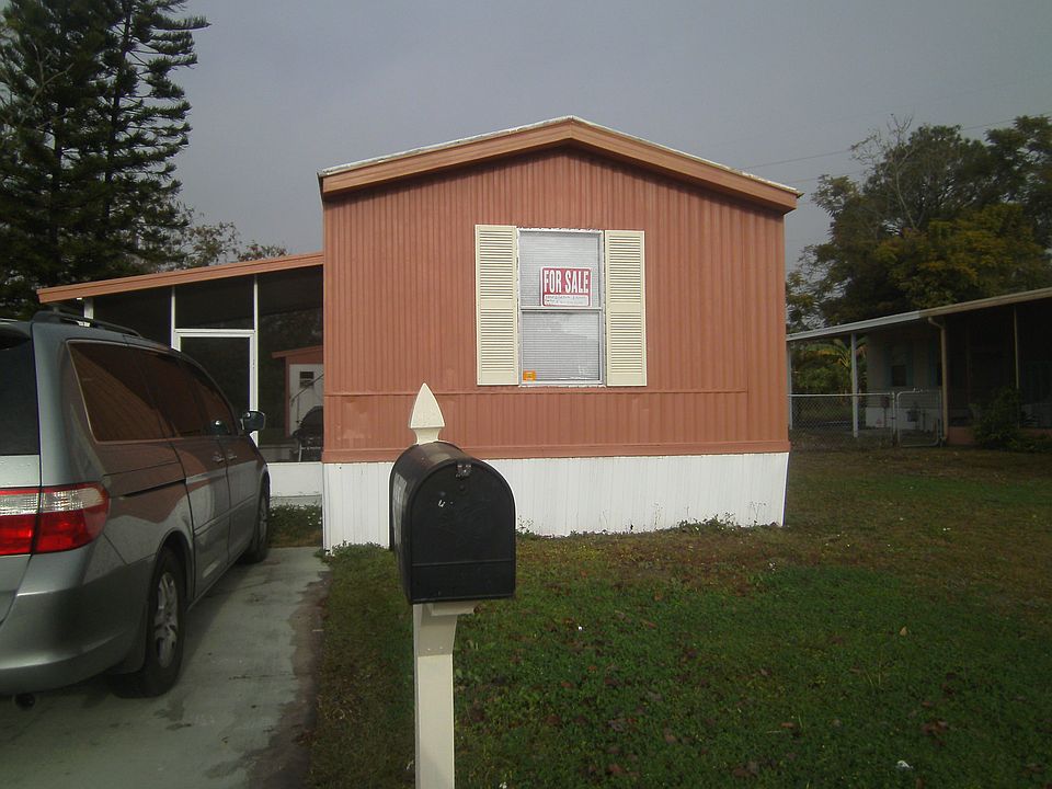 1st image of 9859 Elm Way