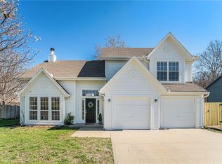 475 River Falls Rd, Edwardsville, KS 66111