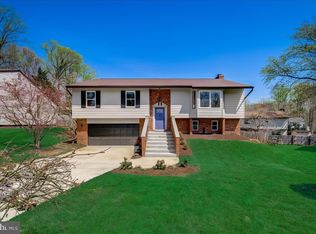 2200 Chestertown Dr, Vienna, VA 22182