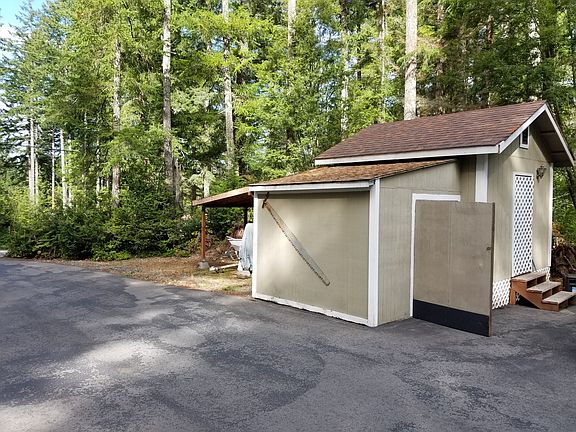 4th image of 670 NE Haven Lake Dr