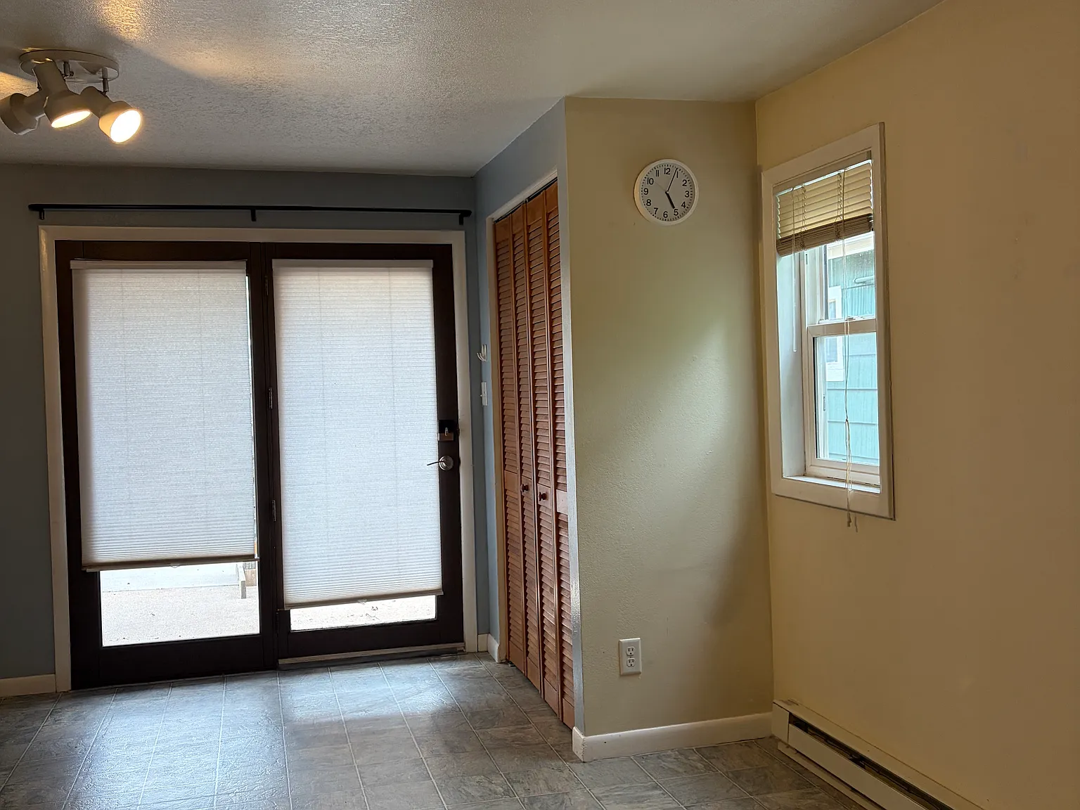 Studio, 454 sqft, $1,000 — Photo 4