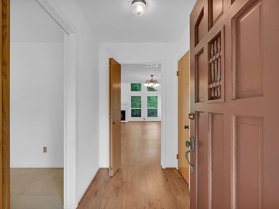 5th image of 10905 Rose Royal Drive
