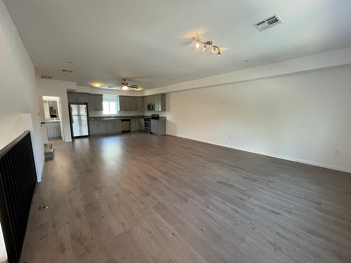 Building Photo - 6064 Colfax Ave #3