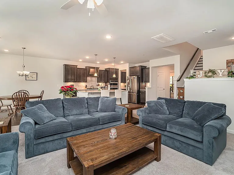 1674 Lantana Dr — Photo 16