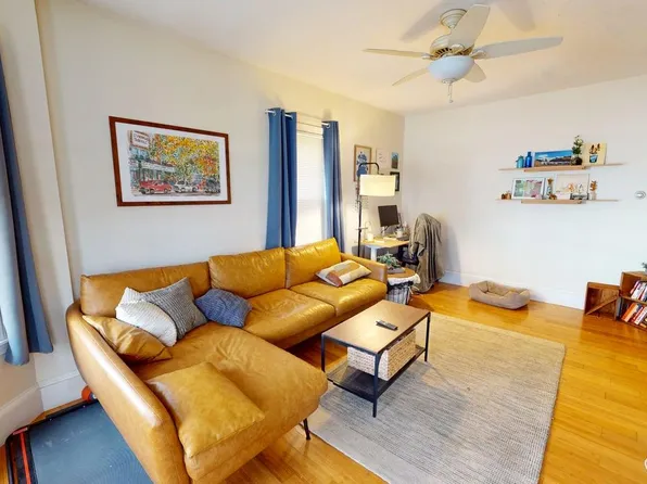 76 Prospect St #1, Somerville, MA 02143