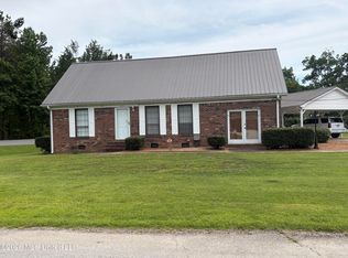 458 Maple Cir, Hickory Flat, MS 38633