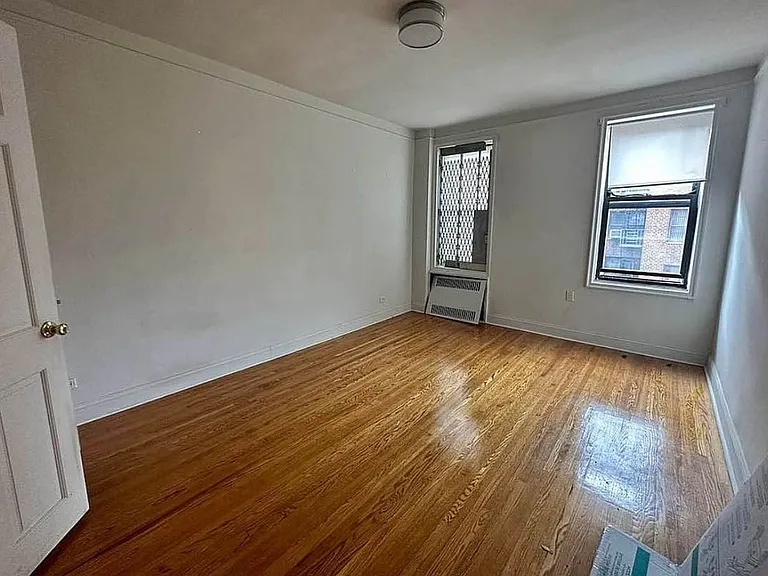 67-70 Yellowstone Blvd #4Y — Photo 7