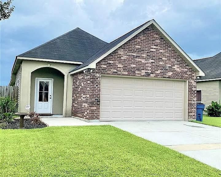 1st image of 42344 Palmstone Ave