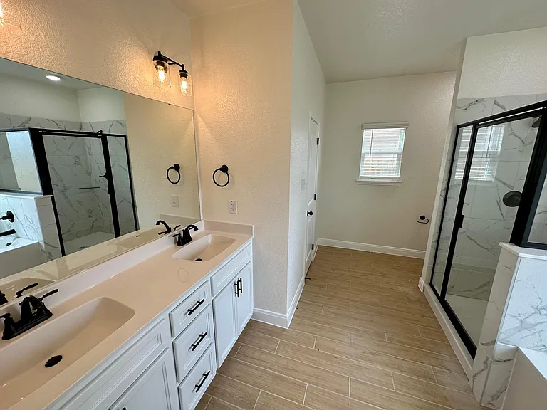 1607 Sideoats Ln — Photo 8