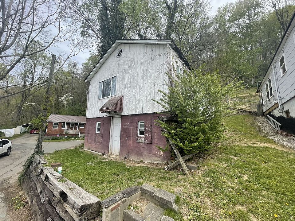 2nd image of 110 Hillside Ave