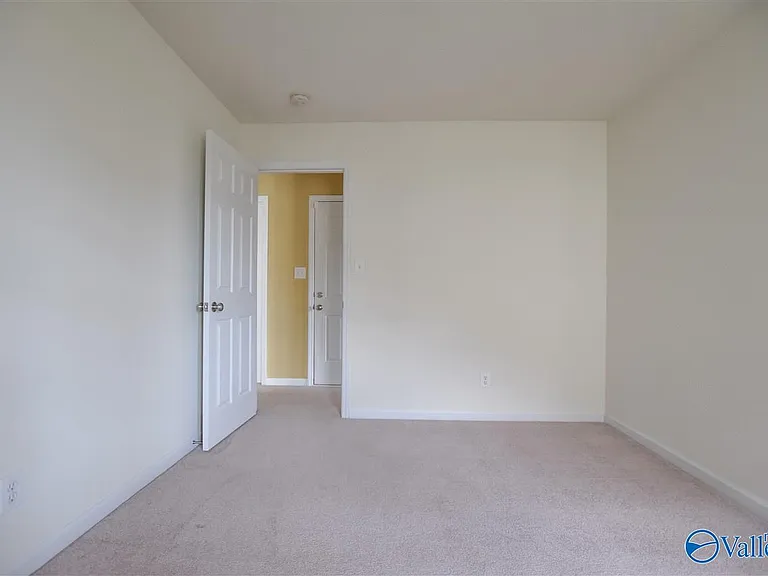 15395 Mill Valley Dr — Photo 19