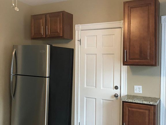 3rd image of 63 Magnolia St #1