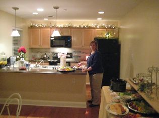 240 Center St APT 2, Meyersdale, PA 15552