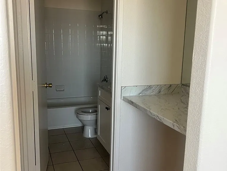 230 Mission Catalina Ln #106 — Photo 7