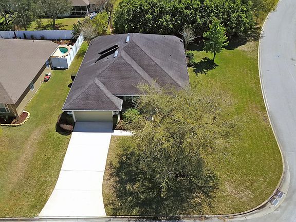 2nd image of 901 Weybridge Ln