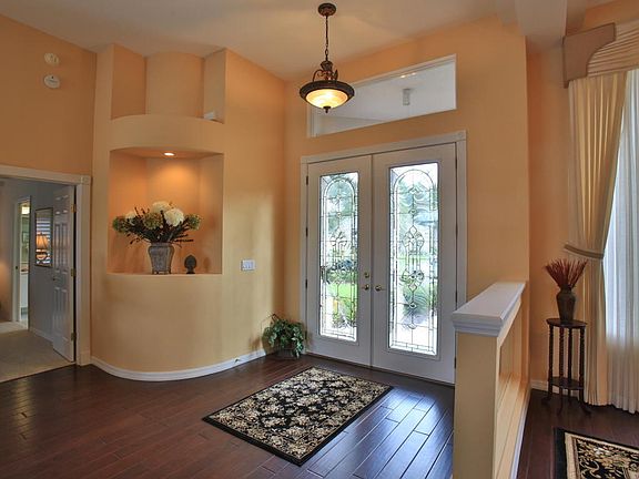 2nd image of 1280 Sunningdale Ln