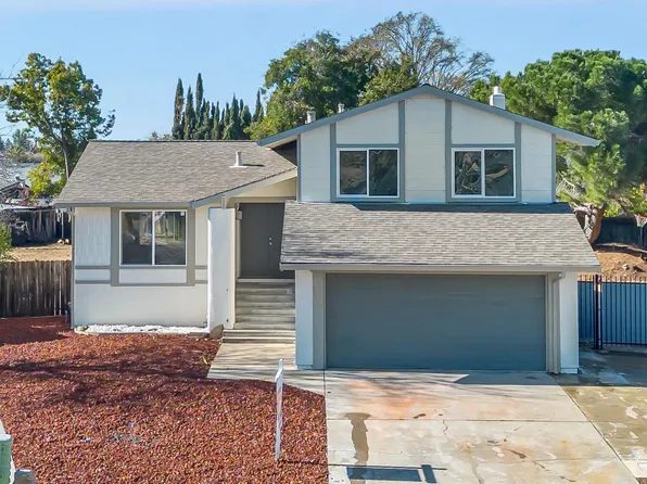 7472 Palmer House Dr, Sacramento, CA 95828