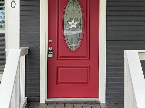 2nd image of 410 W Watson St