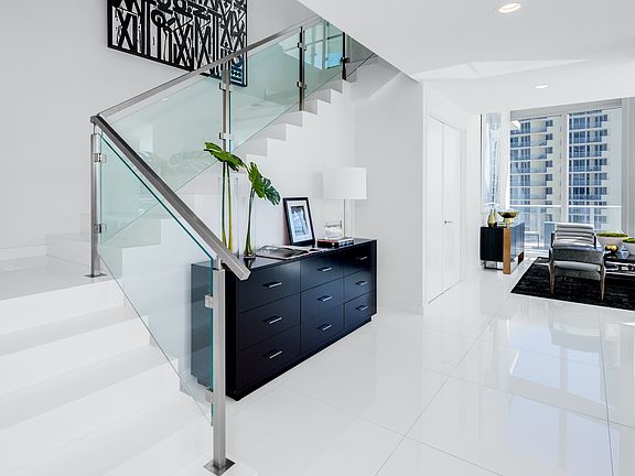 3rd image of 17475 Collins Ave #1203/1403