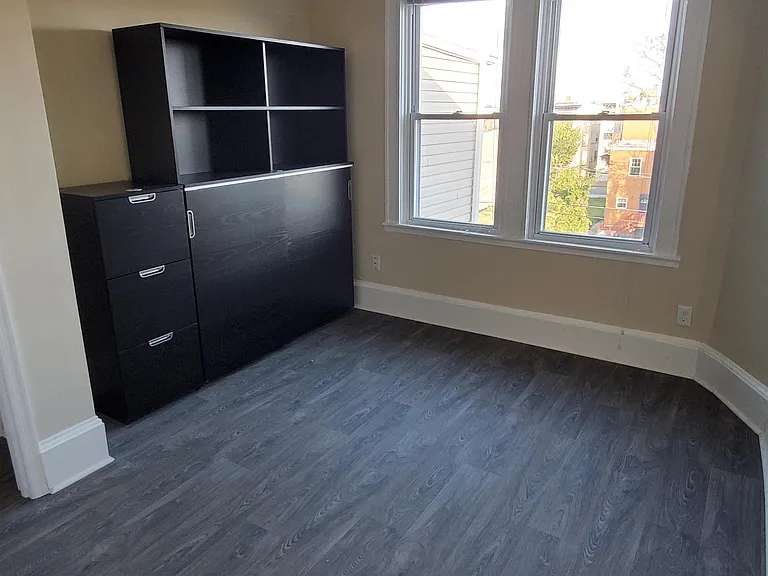 Bedroom2