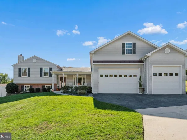 24740 Cutsail Dr, Damascus, MD 20872